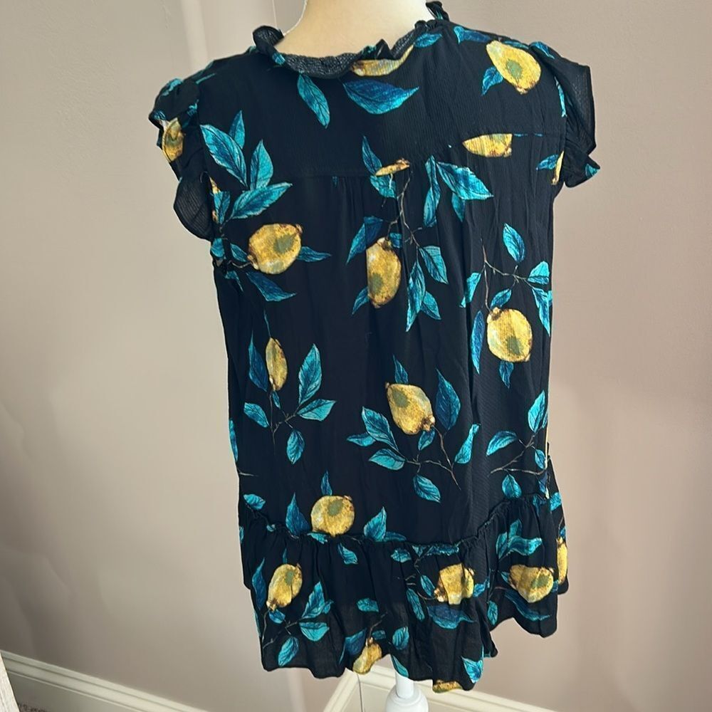 NWT Jessica Simpson Top(size medium) - Picture 5 of 8